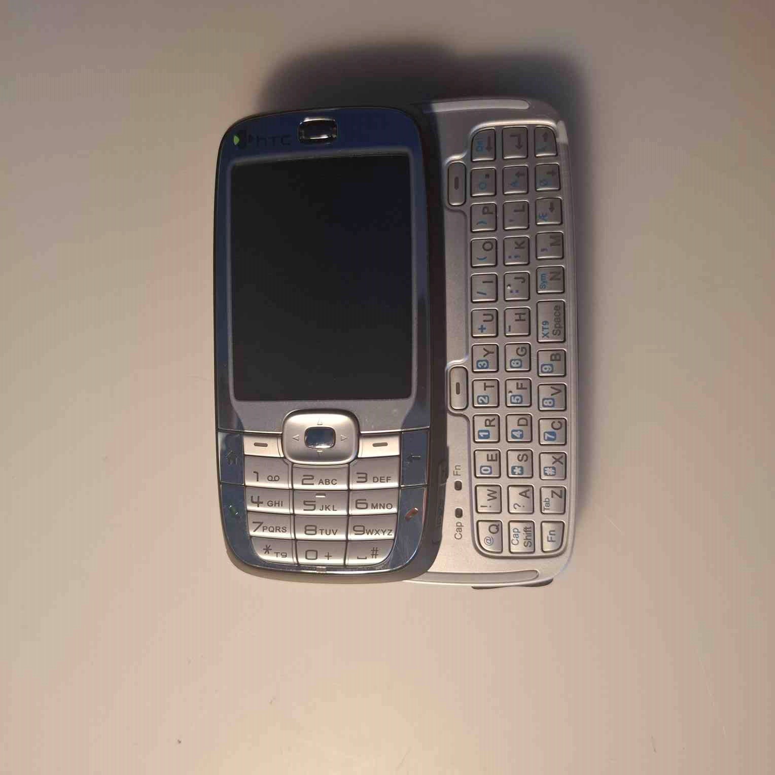 HTC S710
